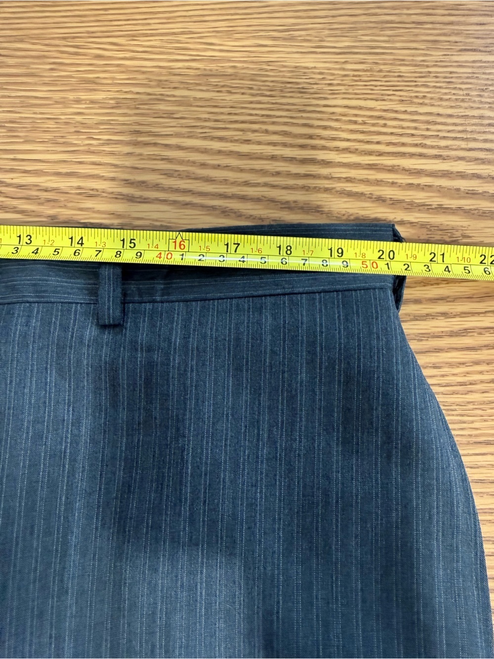 46R Jos. A Banks Suit - 2 Button Dark Gray Pin Stripe. Pants included. - Picture 12 of 15